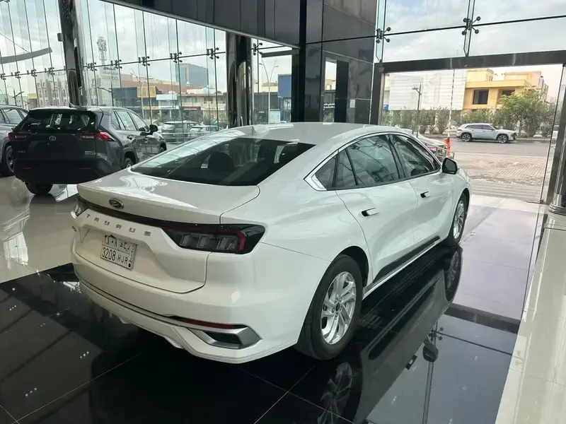 Ford Taurus 2023