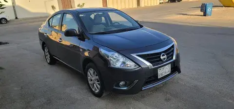 Nissan Sunny 2022