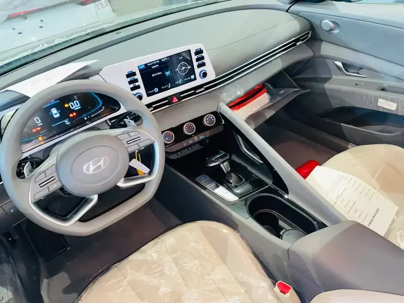 هيونداي إلنترا 2025 سمارت مكينة 2000 سي سي