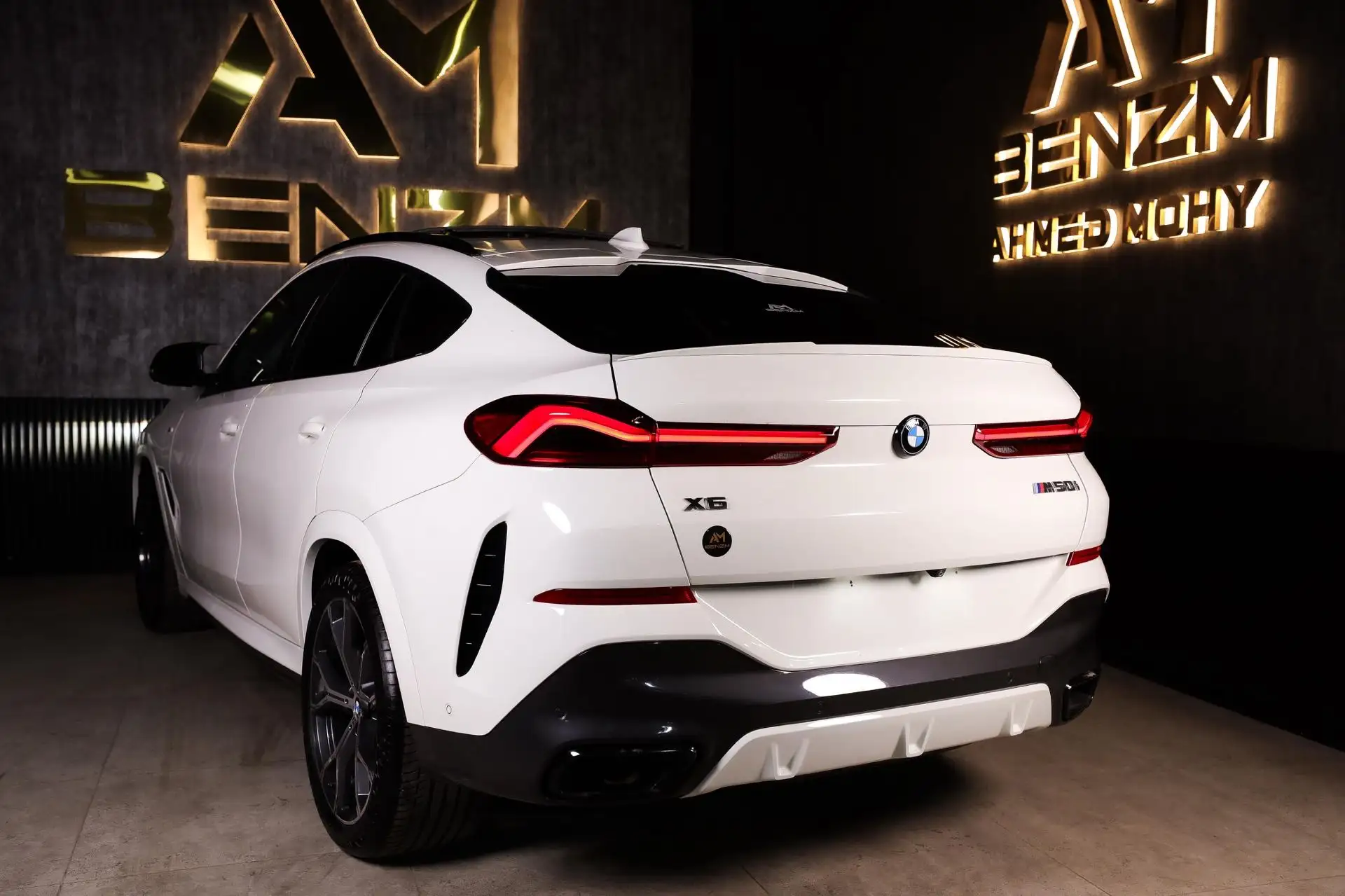 بي أم دبليو X6 2021