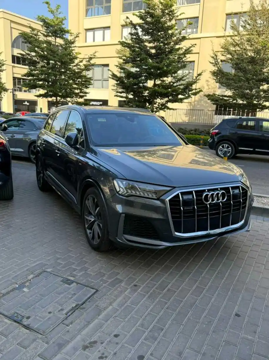 Audi Q7 2023