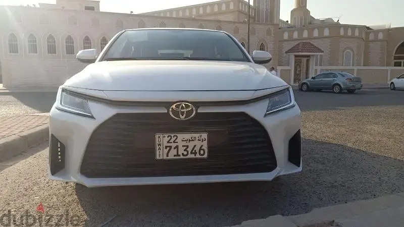 تويوتا يارس 2024