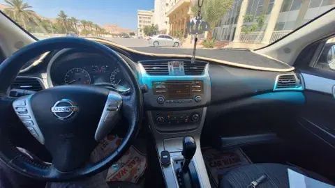 نيسان سنترا 2014 1077500