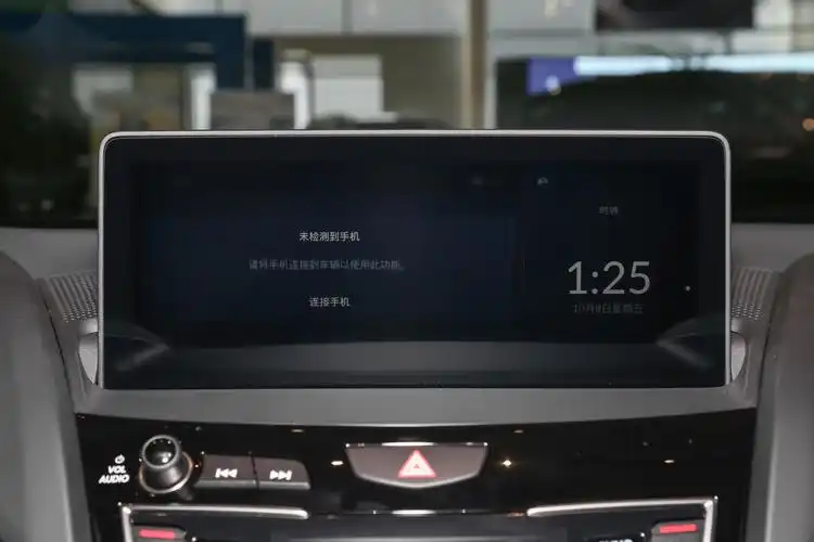 عرض لأداء وديناميكيات القيادة لأكورا RDX 2026 في الإمارات العربية المتحدة