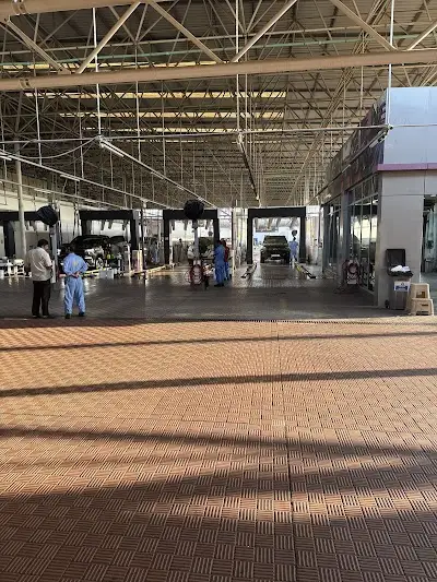 Grand Service Station Al Warqa