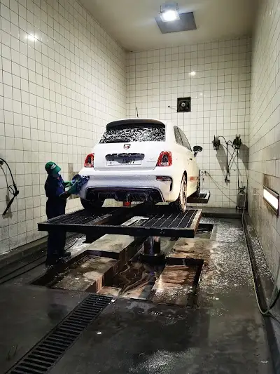 Emarat Car Wash