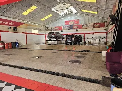 FLASH 2 CAR SERVICES W.L.L فلاش 2 لخدمات السيارات