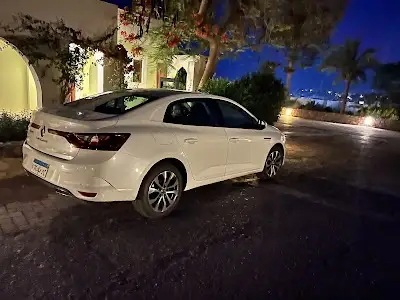 Avis Budget Rent a Car (Meet & Greet)