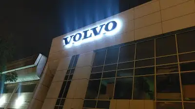 Al Qurain Automotive Trading co. Volvo Trucks