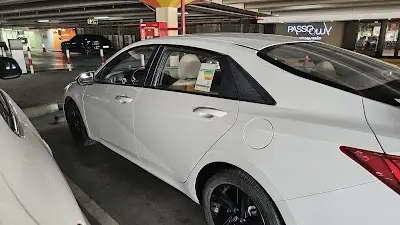 Hertz Car Rental - Kuwait International Airport