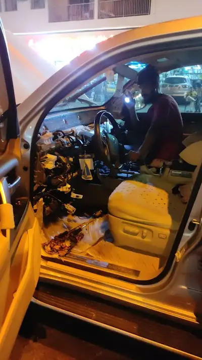 BIN ROOMI TRADING CO.