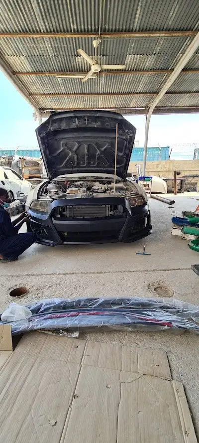 Al Haditha Auto Repair Center. الحديثة لإصلاح السيارات‎