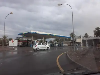 Oman Oil Service Station - Majaz Al Kubra