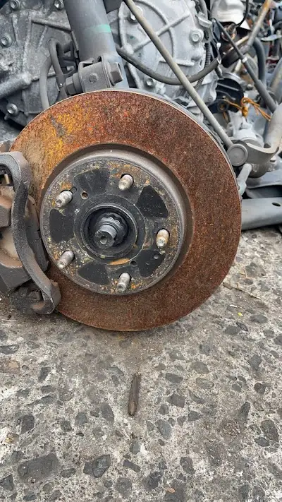 Al yaqout Al Murjan Used Trucks And Spare Parts Trading Co. L.L.C