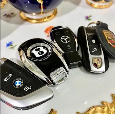 Bab Ateeq key cutting & locksmith الباب العتيق لنسخ المفاتيح وبرمجة الريموتات