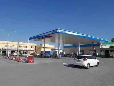 محطة وقود نفط عمان