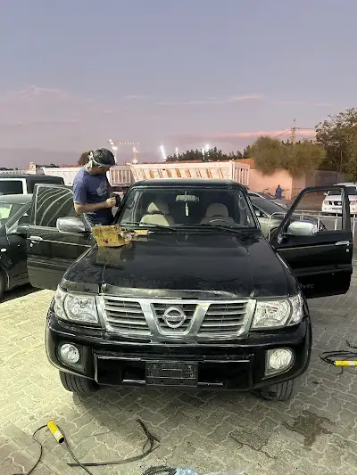 الفاضل لتبديل زجاج السيارات و الشاحنات