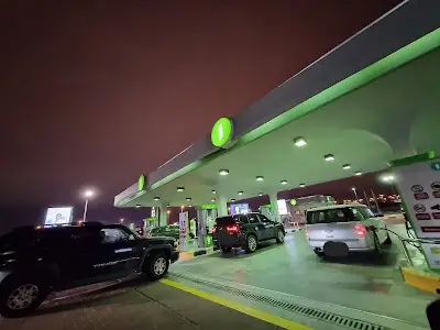 محطة وقود أولى