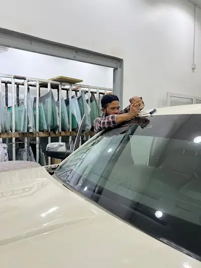 Link Line Auto Glass And Workshop