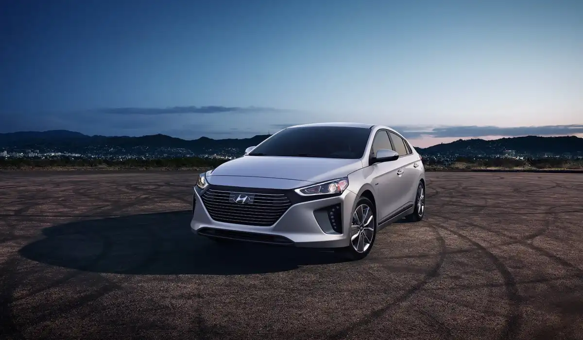 hyundai ioniq hybrid