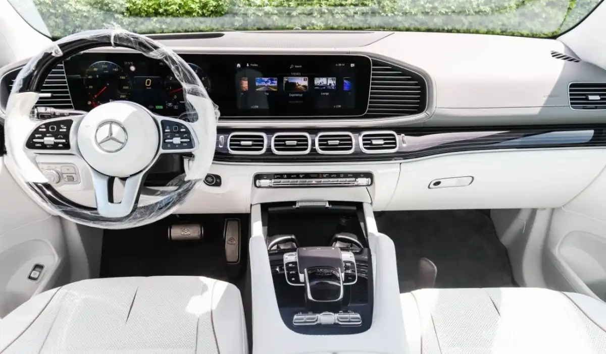 Mercedes Benz GLS Class 2026 exterior design in Saudi Arabia — front three-quarter view