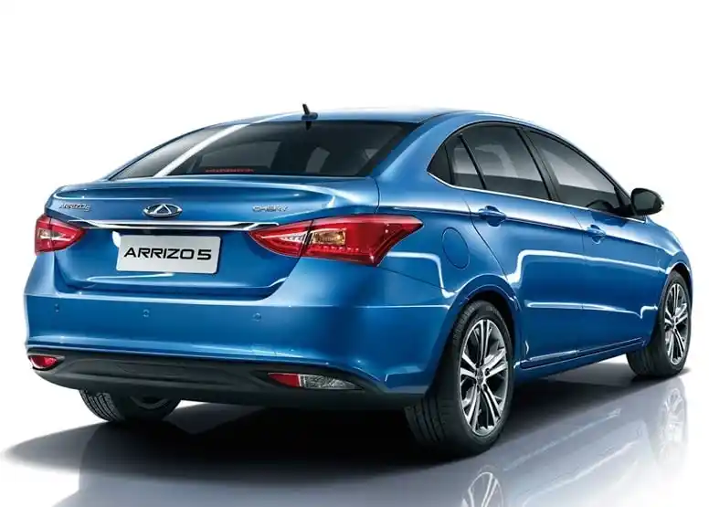 [IMAGE PLACEHOLDER: Chery Arrizo 5 — Exterior Side Profile]