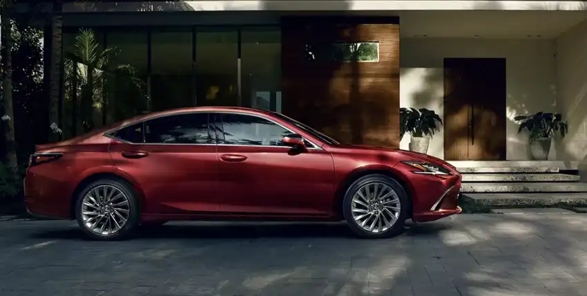 lexus es 300h price in uae