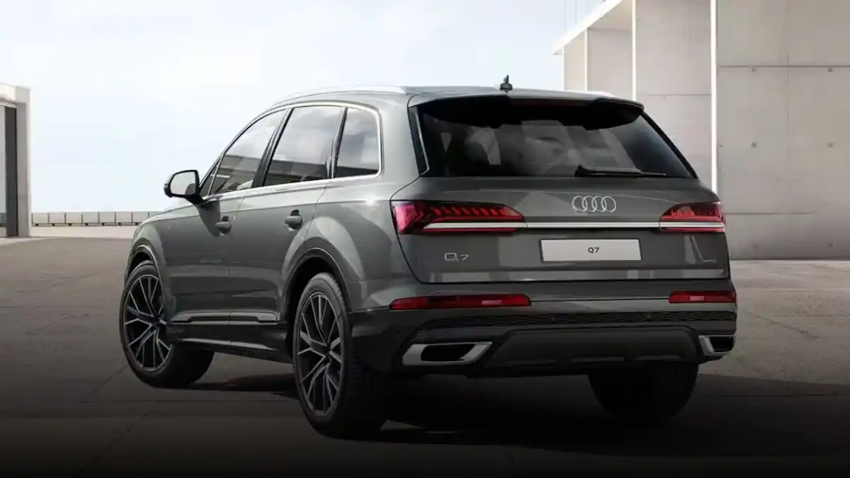 audi q7 dubai