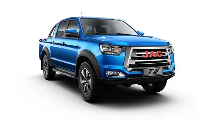 [مكان صورة: لقطة عمل خارجية للجاك تي 8 في الميدان]