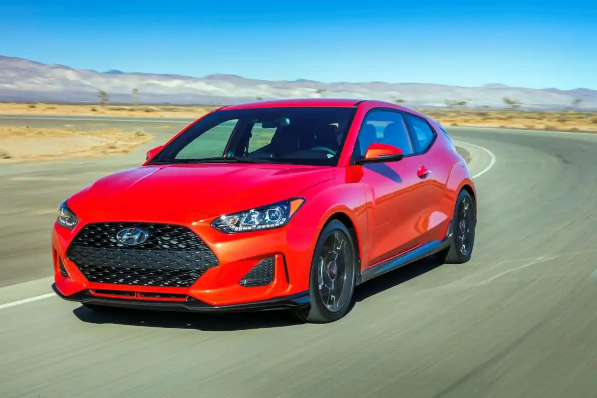 veloster price uae