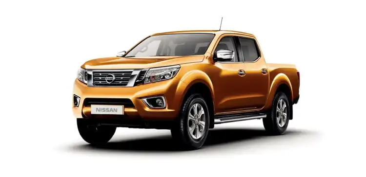 Where can the OBD port be found in the Nissan Navara?