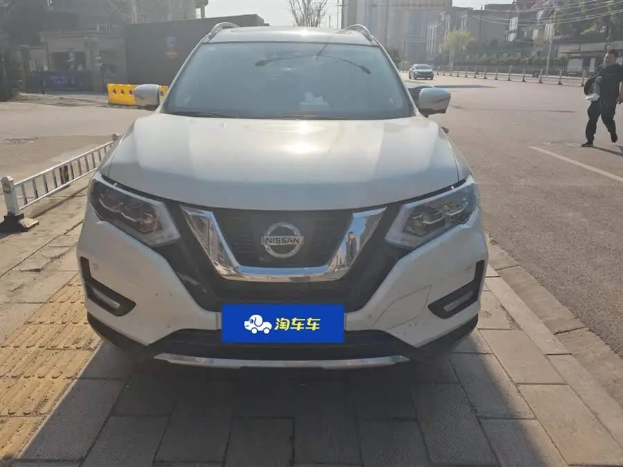 نيسان إكس تريل 2020 2.5L XL ITS CVT 4WD نسخة الملاحة الفاخرة