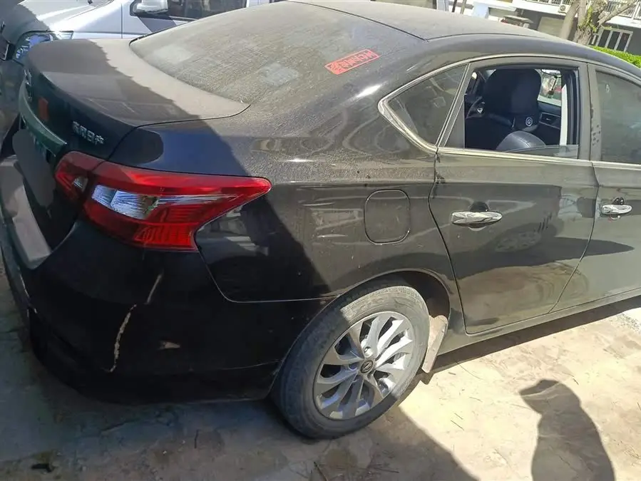 2021 نيسان سيلفي كلاسيك 1.6XL CVT النسخة الفاخرة