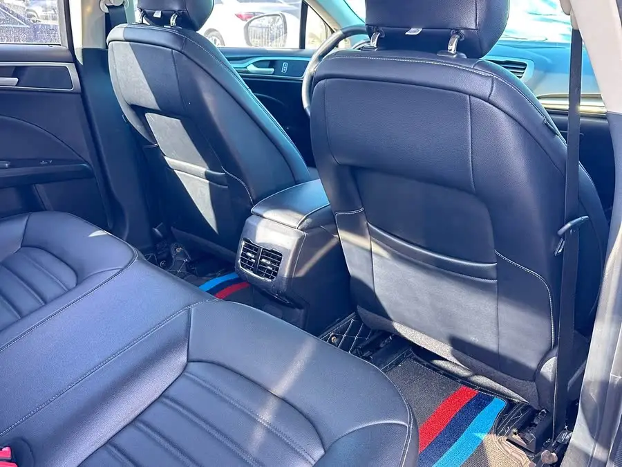 2020 Ford Mondeo EcoBoost 180 Luxury