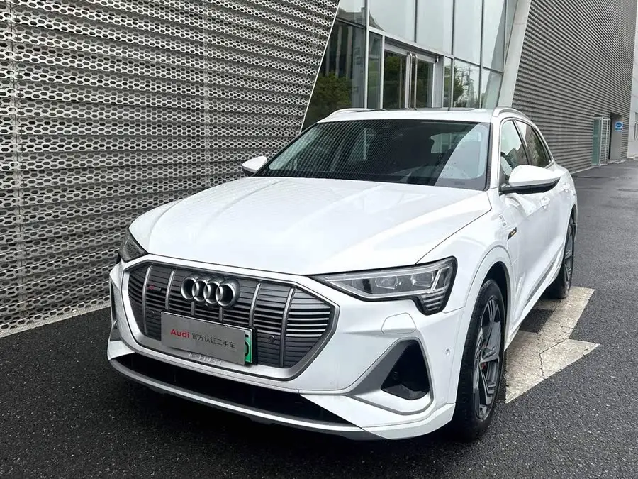 Audi e-tron 2021 50 quattro Premium