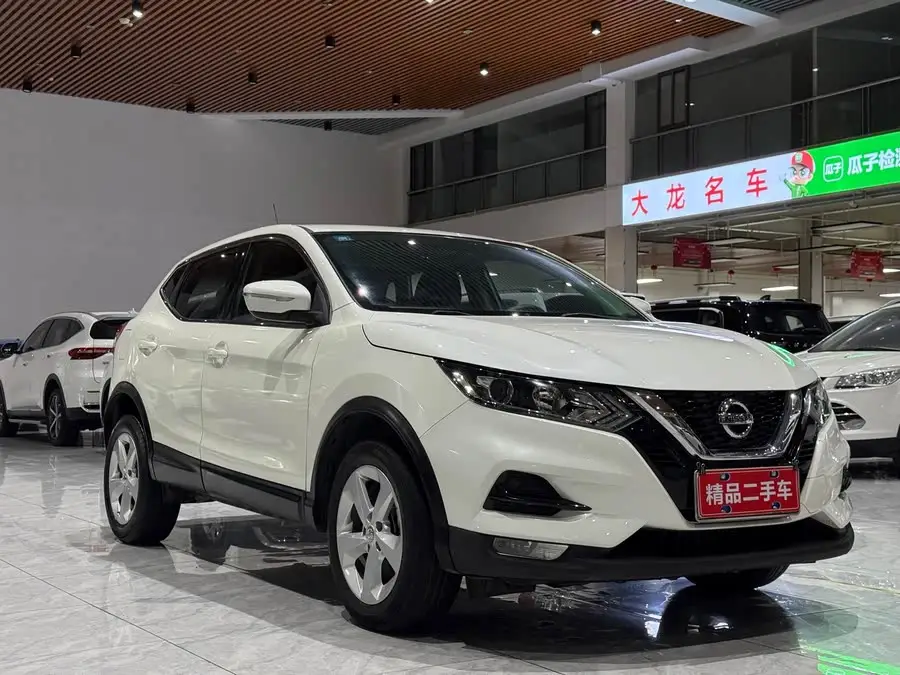 نيسان قاشقاي 2019 2.0 لتر CVT النسخة الذكية