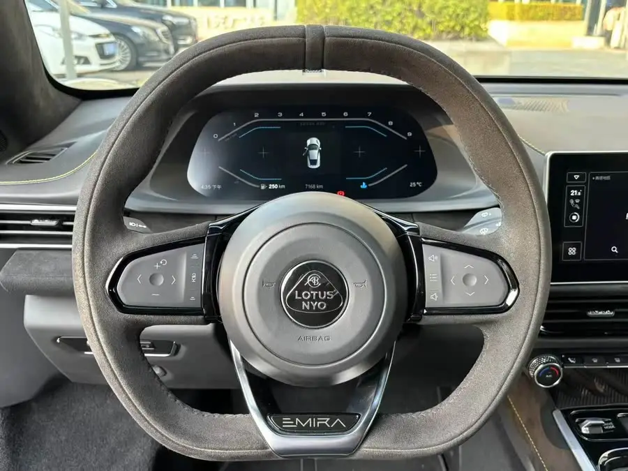 إميـرا 2022 3.5T V6 يدوي الإصدار الأول