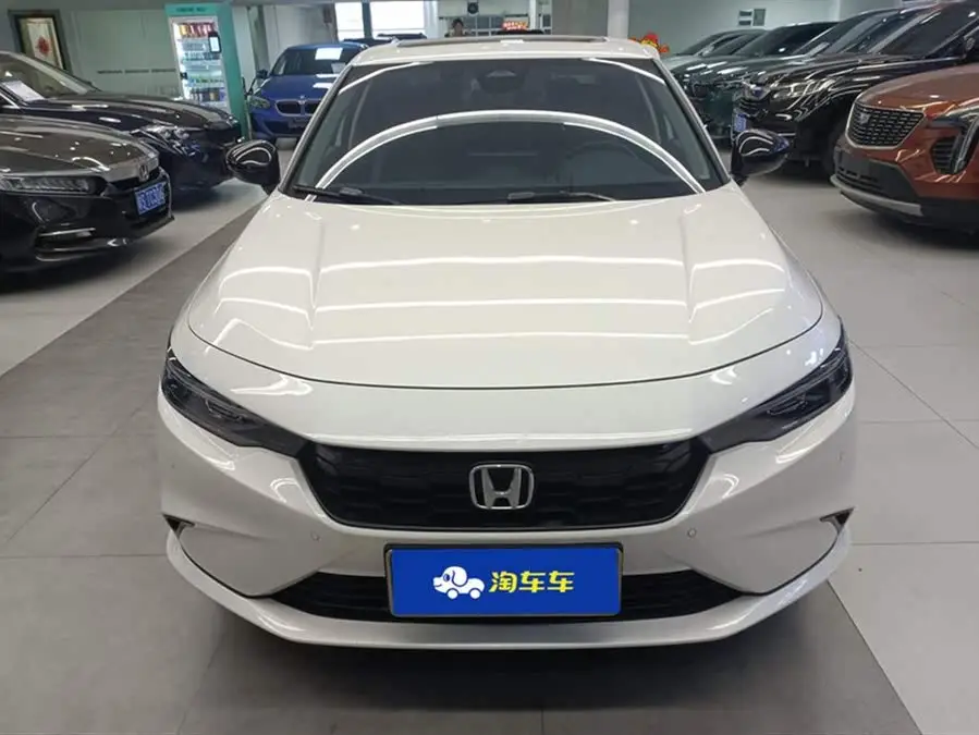 2023 Model 240TURBO CVT Phantom Night - Technology Edition