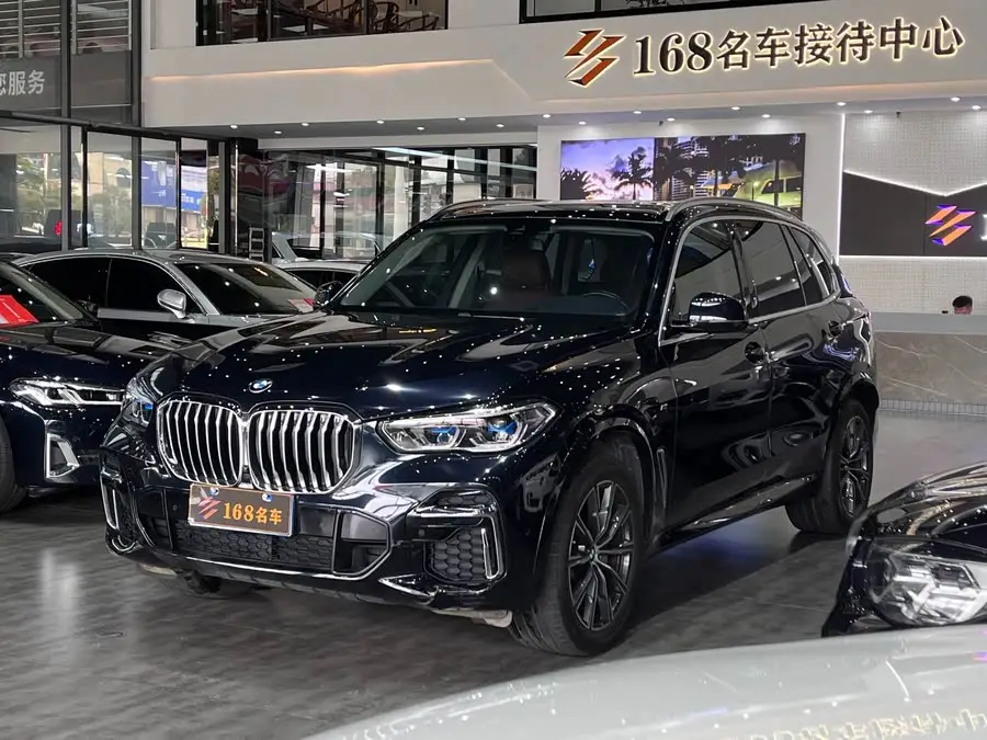 BMW X5 2022 xDrive 30Li Luxury M Sport Package