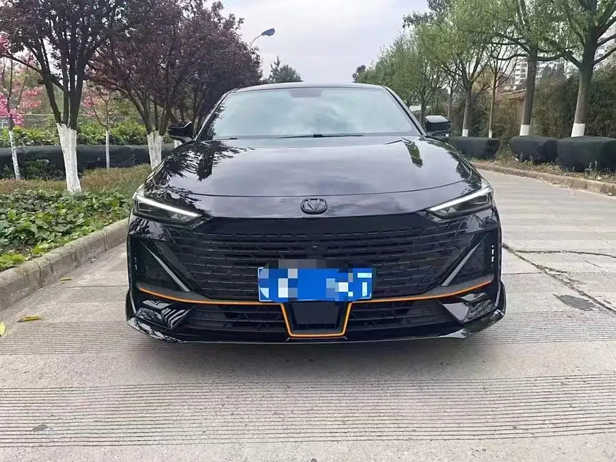 Changan UNI-V 2022 1.5T Sport Edition