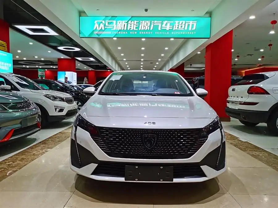 Peugeot 408 2022 1.6T Glowing Edition