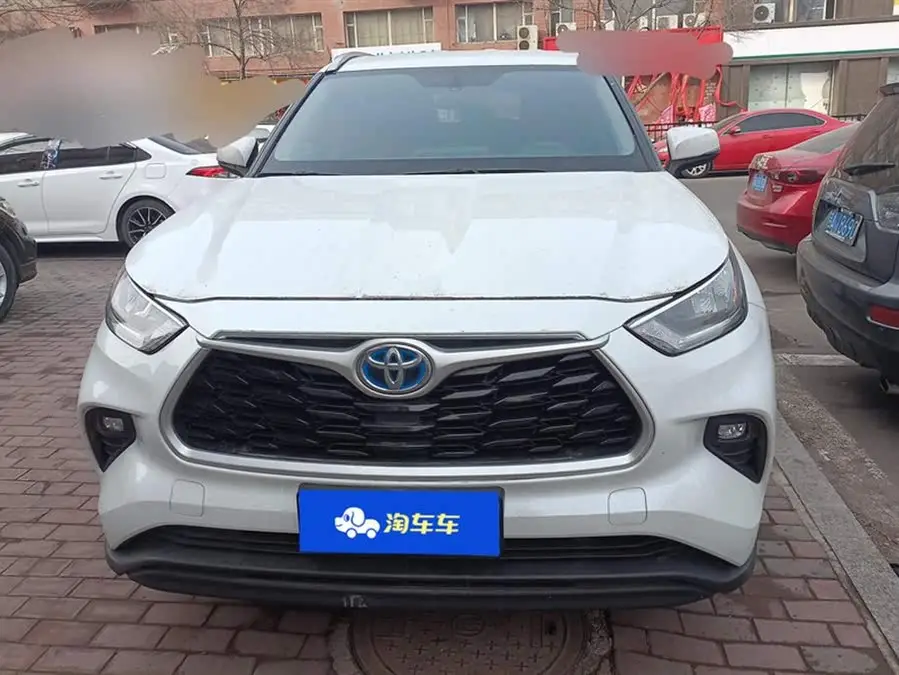 هايلاندر 2022 مزدوج المحرك 2.5 لتر دفع ثنائي نسخة النخبة 5 مقاعد