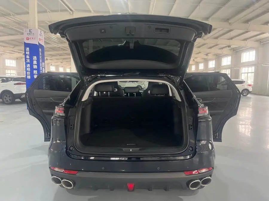 Changan UNI-K 2024 2.0T Two-Wheel Drive Global Version