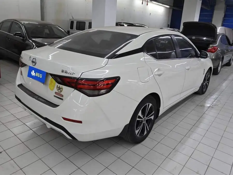 نسخة استمتع XL CVT 1.6L المُعدلة من نيسان سليفي 2020