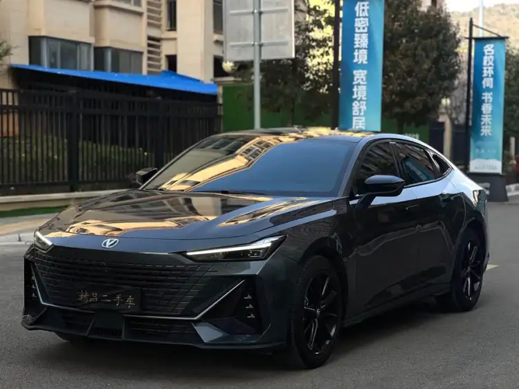 Changan UNI-V 2022 1.5T Premium