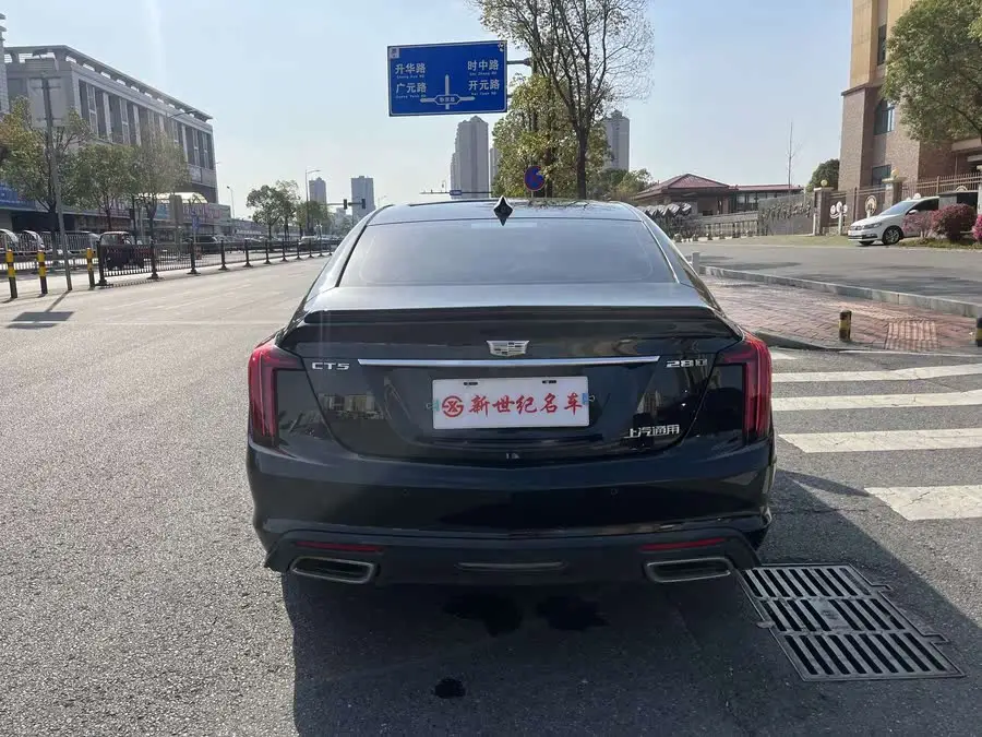 كاديلاك CT5 2021 28T الفاخرة