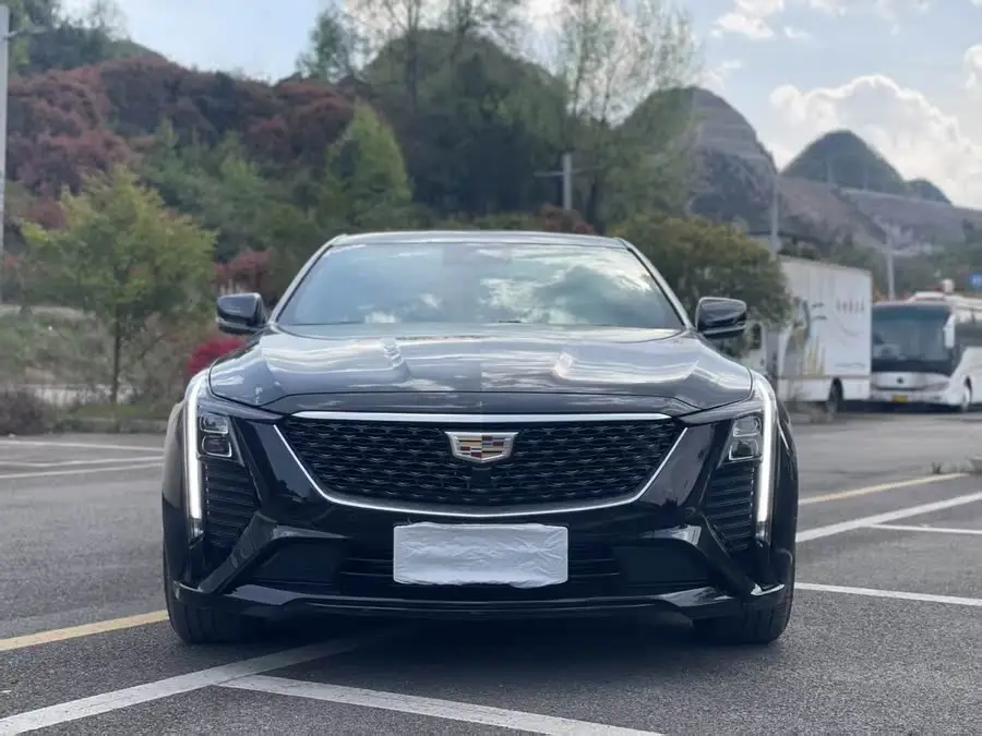 كاديلاك CT5 2024 28T برو الفاخر