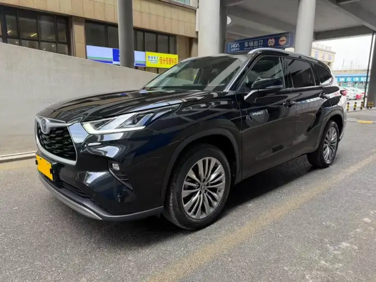 Highlander 2022 Hybrid 2.5L AWD Premium 7-Seater
