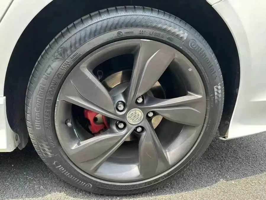 2021 بايك ريجال GS 28T النخبة