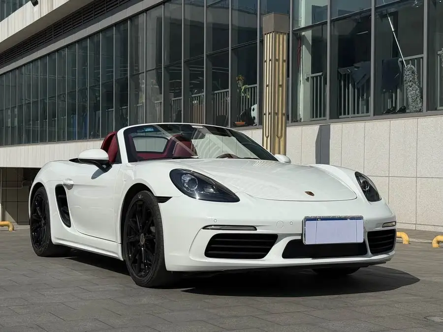 Porsche 718 2020 Model Boxster 2.0T